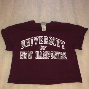 Cropped University of New Hampshire T-shirt